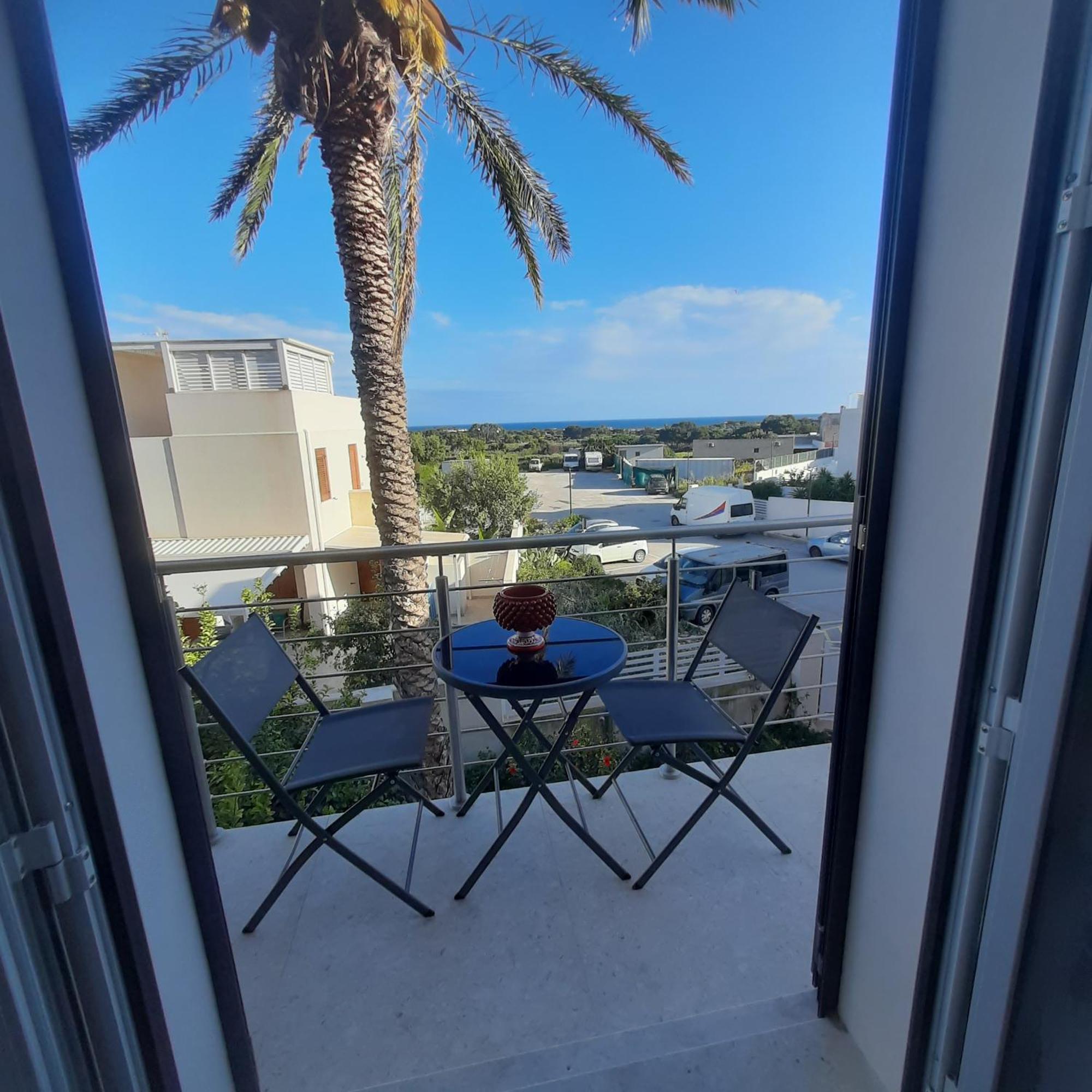 Ponente & Maestro Rooms Favignana Exterior foto